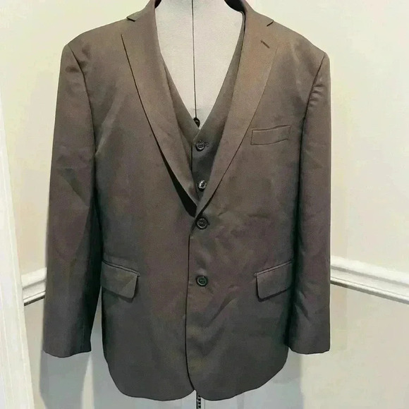 Cooper & Nelson Men's 2 Piece blazer and vest gray , size 44s‎ two button blazer - Picture 1 of 16